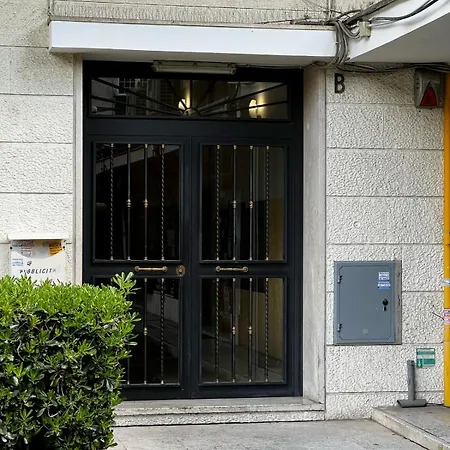 In Via Monte Cervialto Apartment Rome